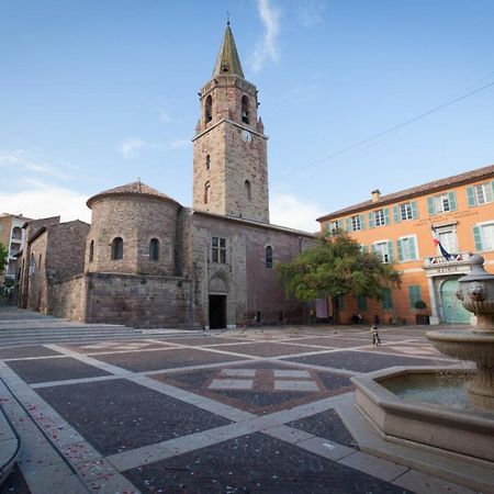 Formidable Studio Au Coeur Historique De Frejus Fréjus Exterior photo